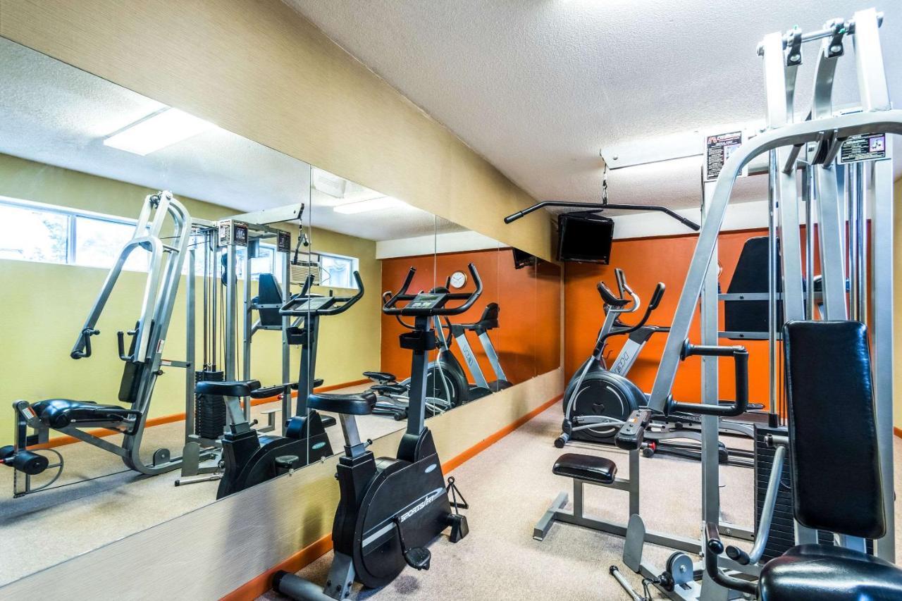 Quaint Inn & Suites McHenry Esterno foto